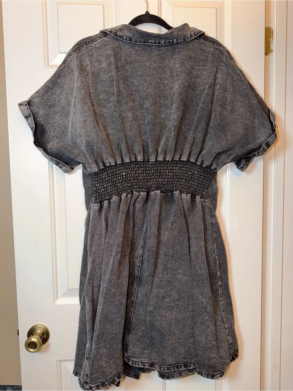 SHEIN Washed Black Short Sleeve Button-Front Midi Dress